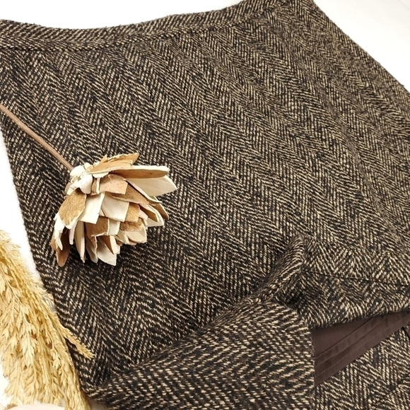 Loft Brown Scalloped Tweed Wool Blend Skirt Size 8 - Picture 8 of 10